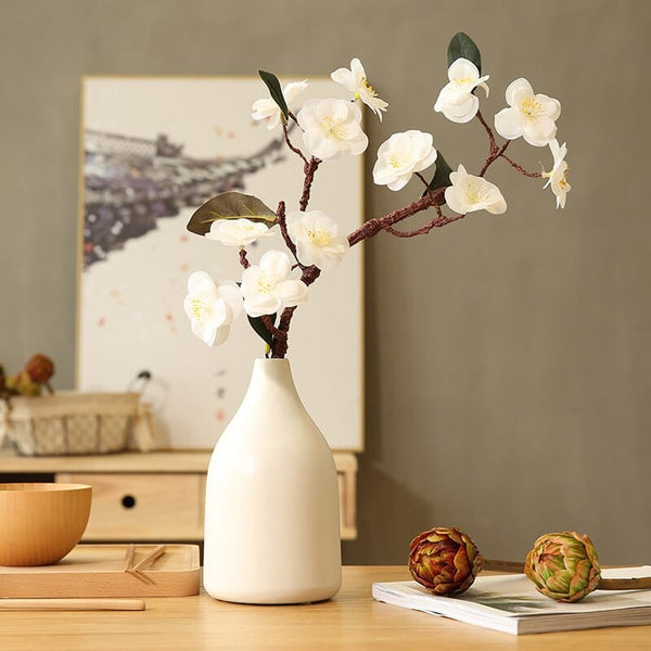 Vase blanc Scandinave Ivar fleur blanche