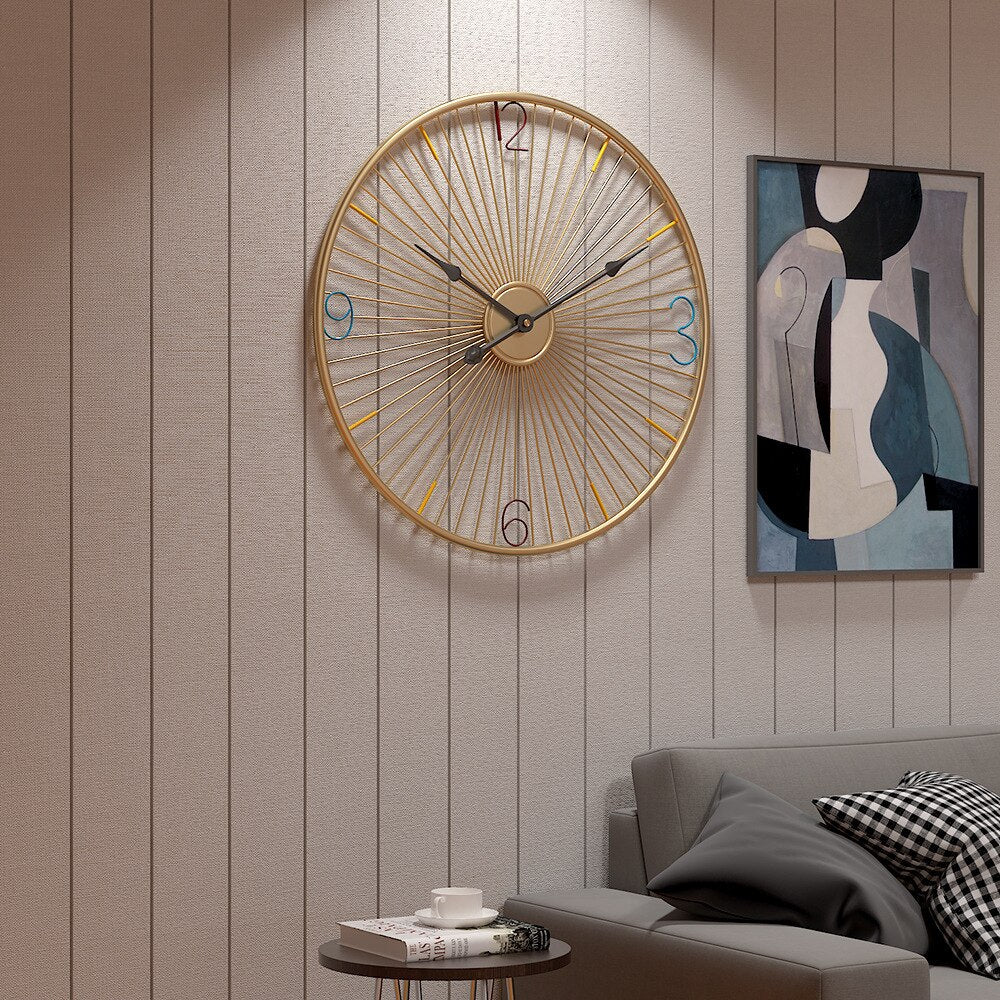 Horloge Scandinave en Métal Design